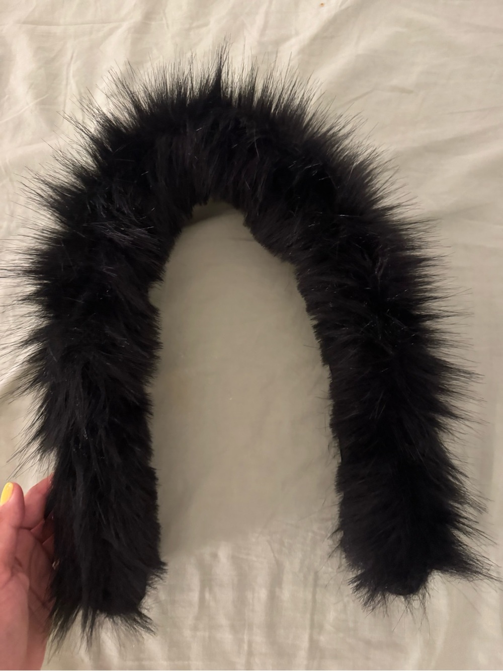 Detachable faux fur